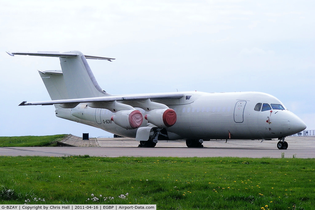 G-BZAY, 2000 British Aerospace Avro 146-RJ100 C/N E3368, ex BA CityFlyer, now in storage at Kemble