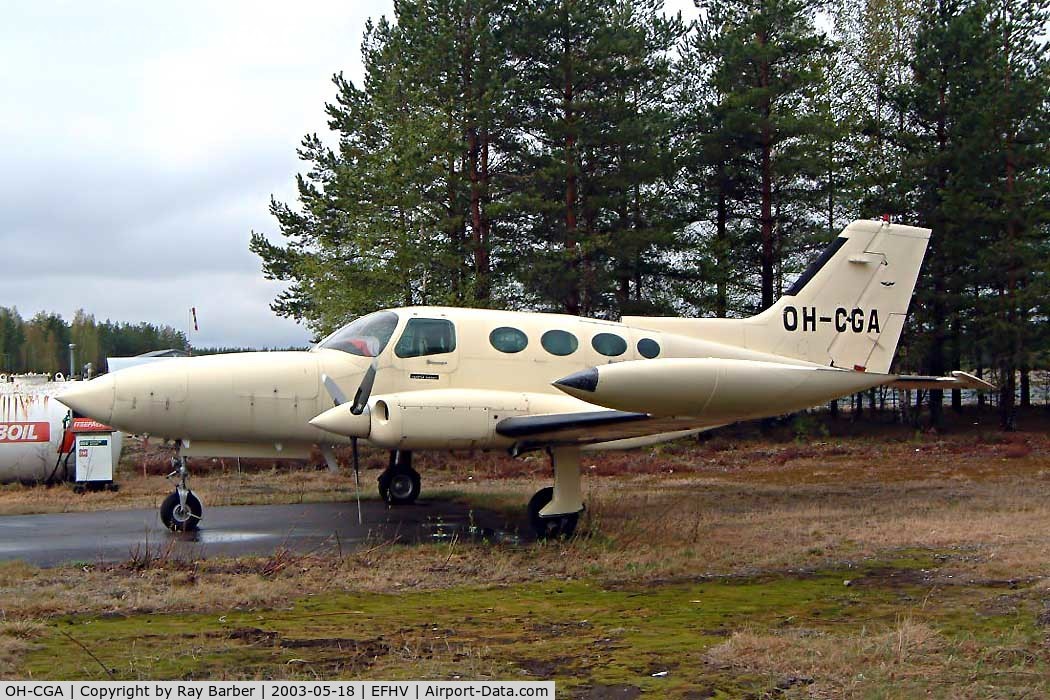 OH-CGA, 1971 Cessna 402B C/N 402B-0208, Cessna 402B [402B-0208] Hyvinkaa~OH 18/05/2003
