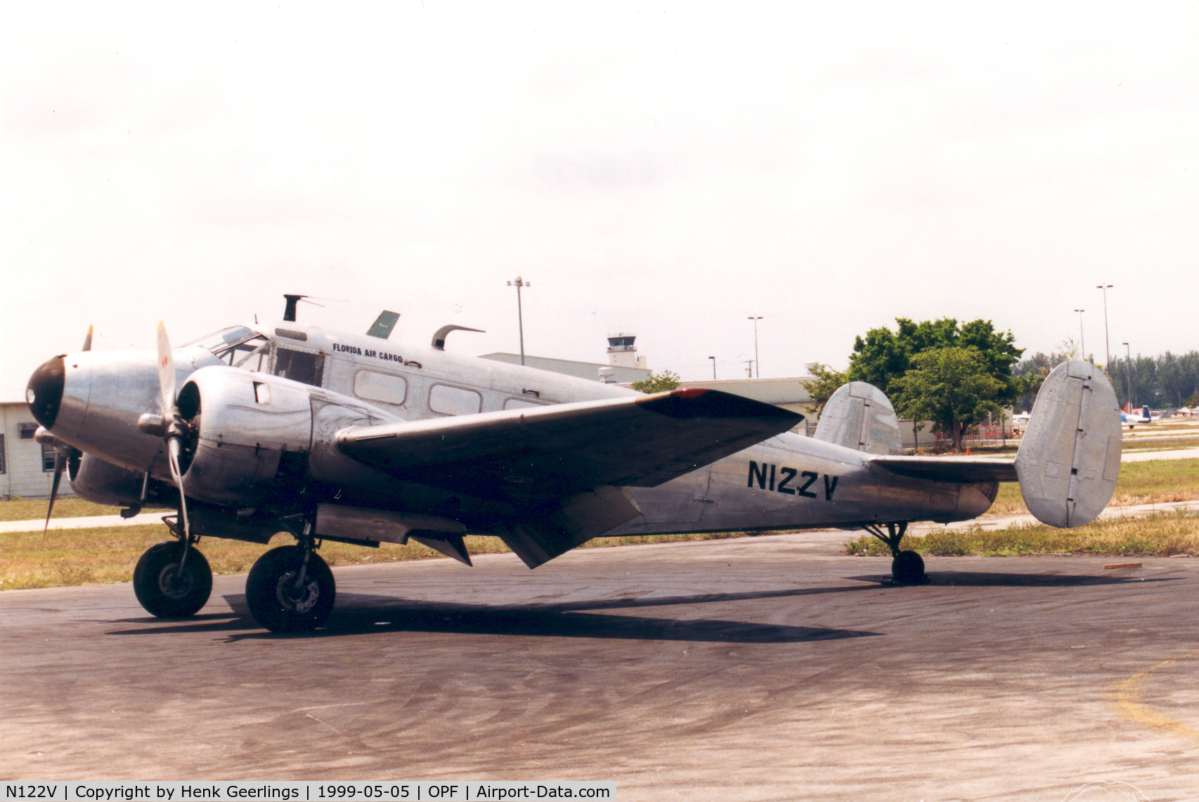 N122V, Beech D18S C/N A-828, Florida Air Cargo