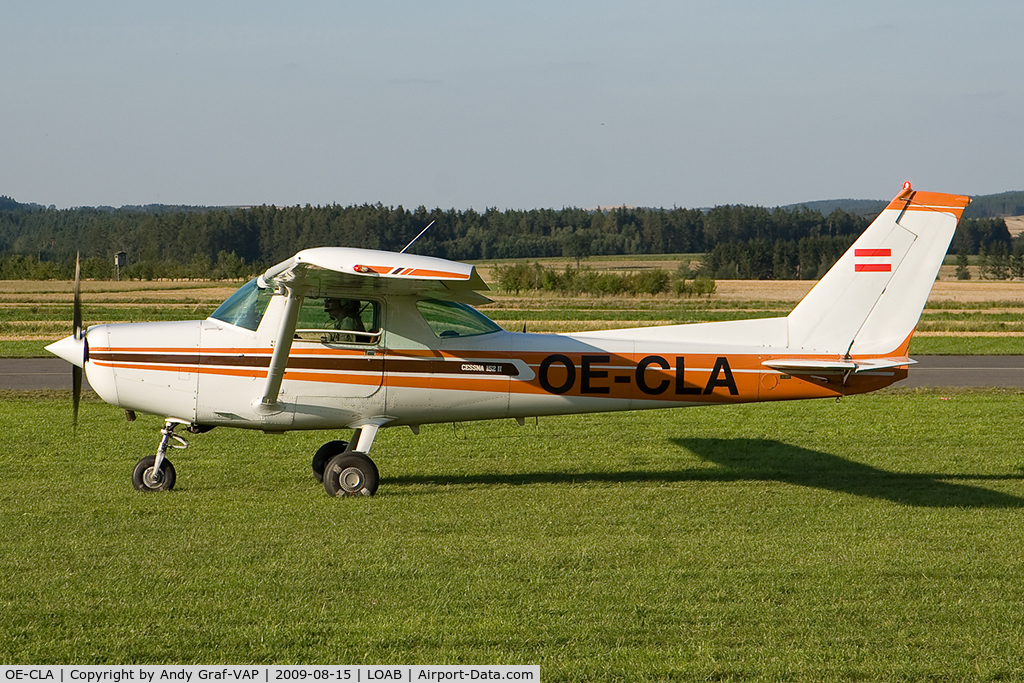 OE-CLA, Cessna 152 C/N 15284007, Cessna 152