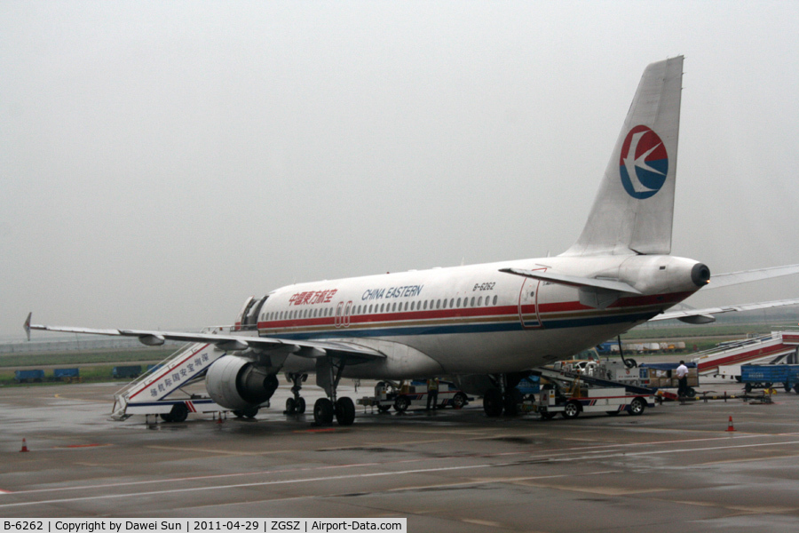 B-6262, 2005 Airbus A320-214 C/N 2627, @ shenzhen