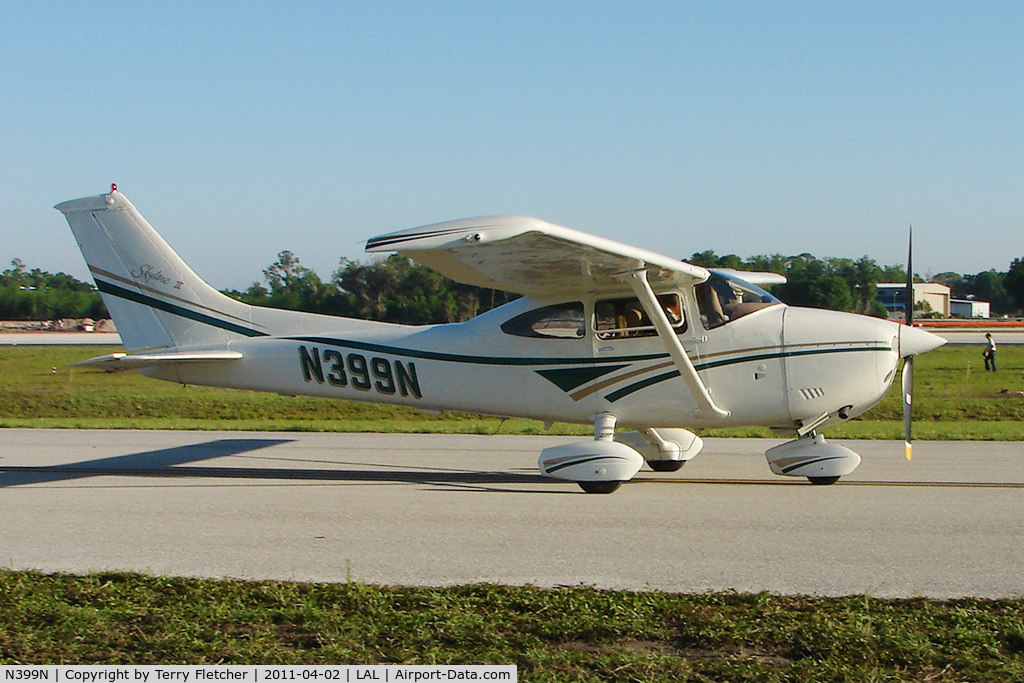 N399N, 1980 Cessna 182Q Skylane C/N 18267690, 2011 Sun n Fun at Lakeland , Florida