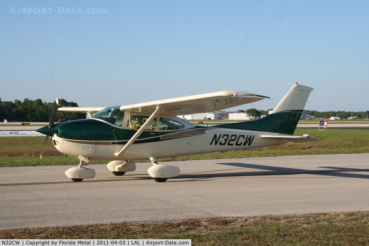 N32CW, 1977 Cessna 182Q Skylane C/N 18265680, Cessna 182Q