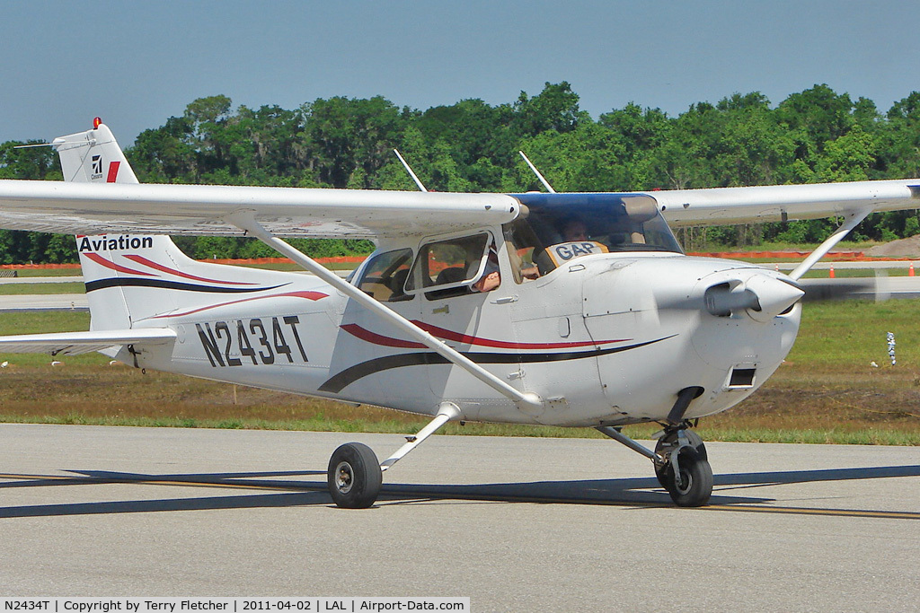 N2434T, 2006 Cessna 172R C/N 17281326, 2011 Sun n Fun at Lakeland , Florida