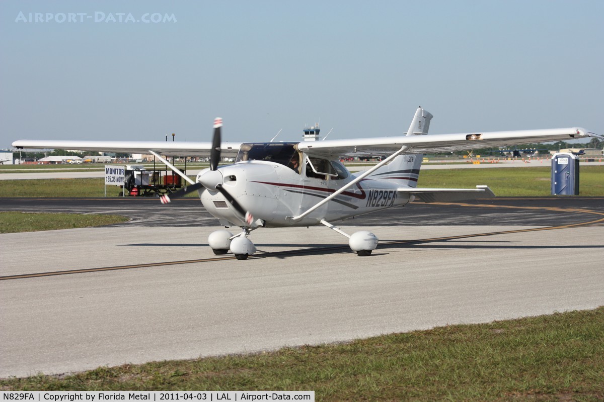 N829FA, 2002 Cessna 182T Skylane C/N 18281129, C182T