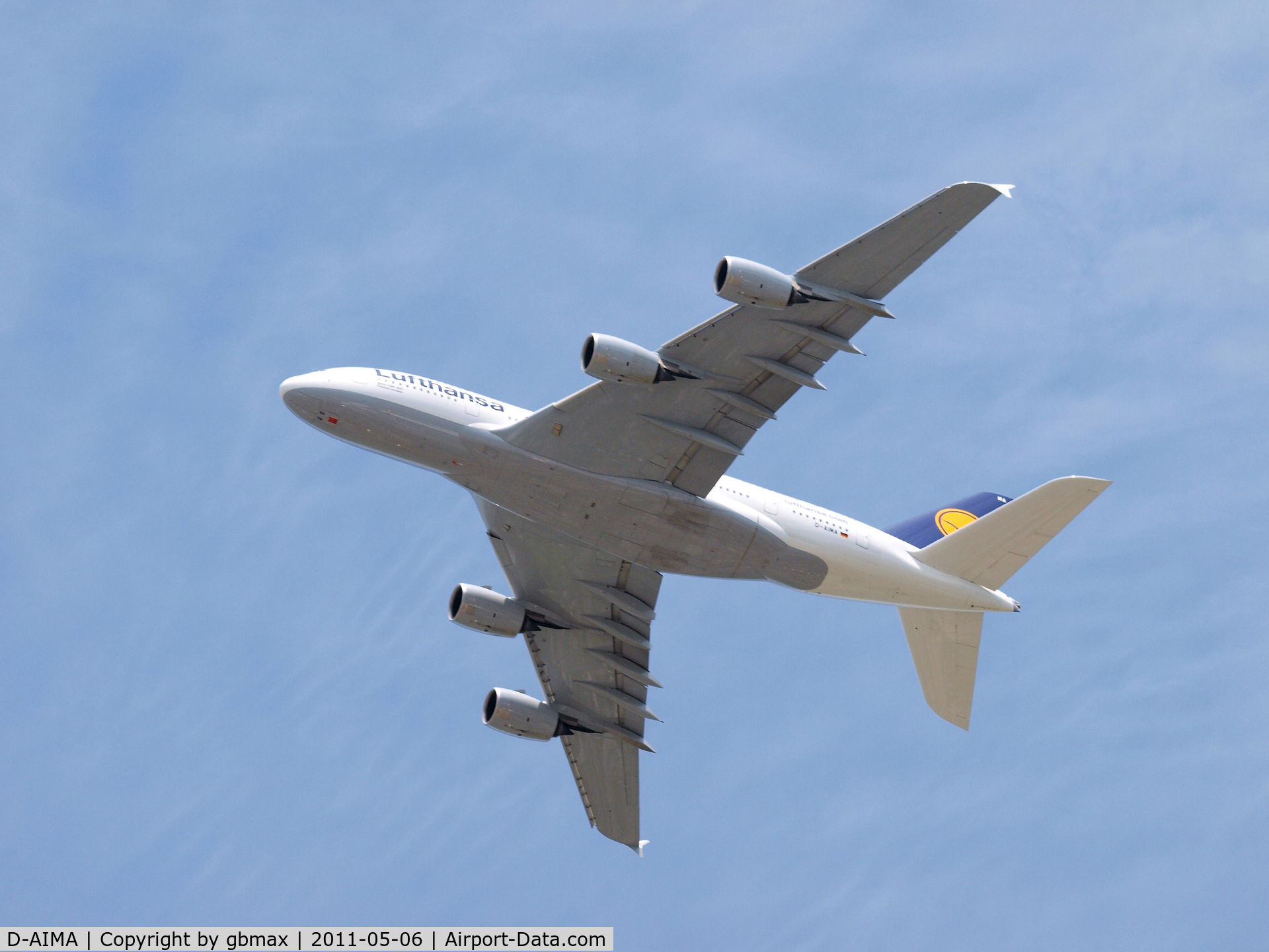 D-AIMA, 2010 Airbus A380-841 C/N 038, Flying over Mineola, NY, going to a landing at JFK
