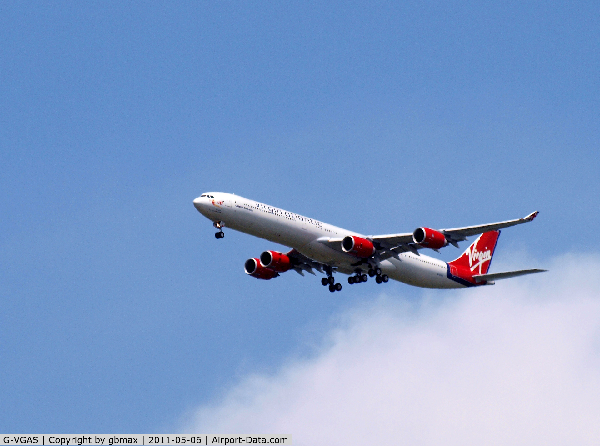 G-VGAS, 2005 Airbus A340-642 C/N 639, Flying over Mineola, NY, going to a landing at JFK