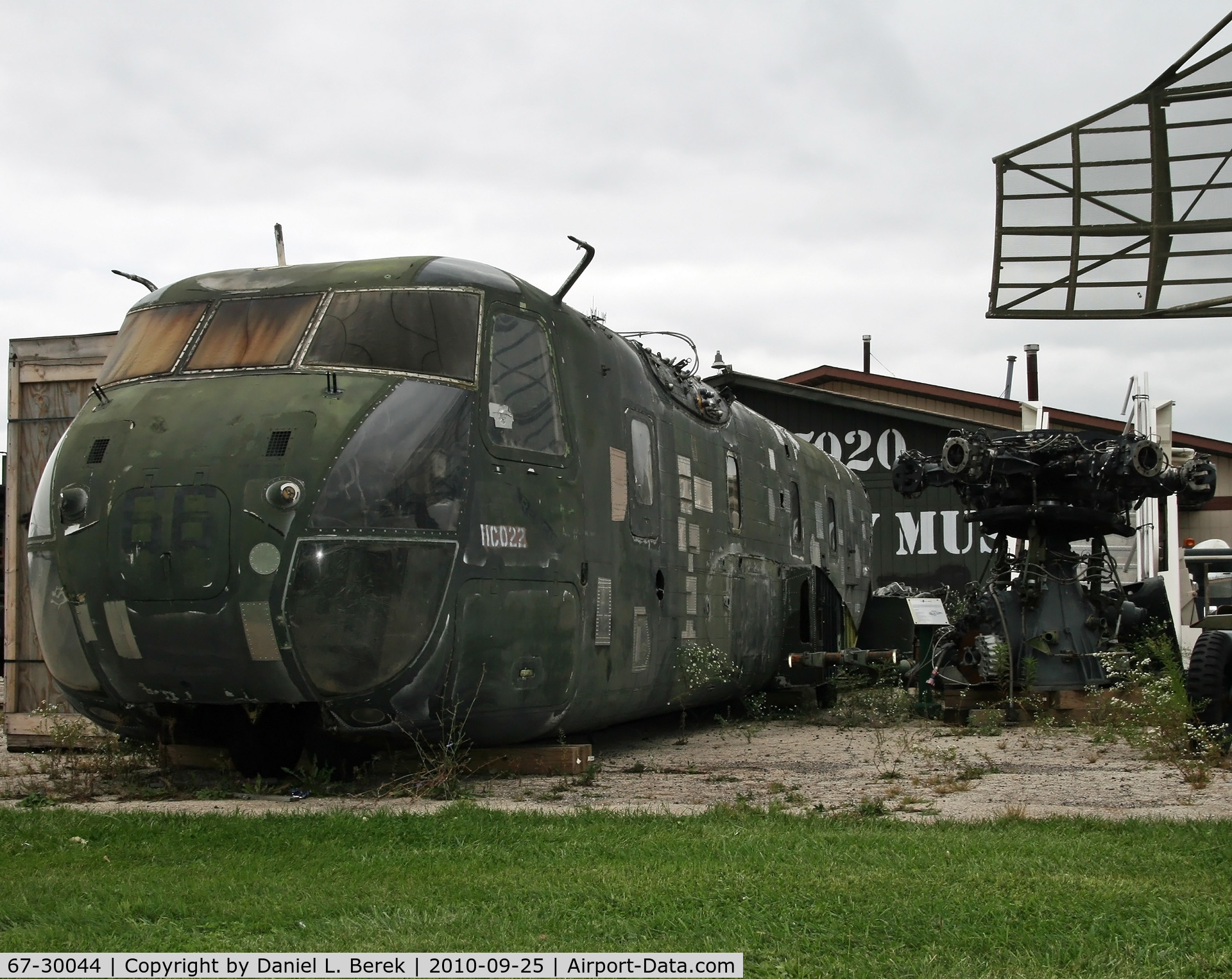67-30044, 1967 Sikorsky CH-53A Sea Stallion C/N 65-061, Remains of old heli on display at the Russell Military Museum