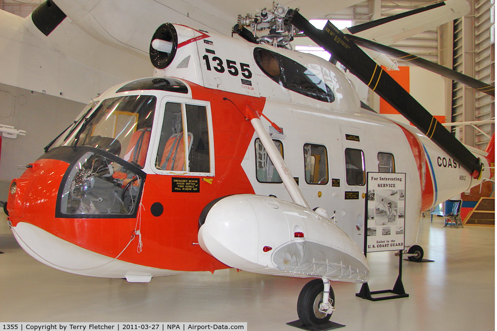 1355, Sikorsky HH-52A Sea Guard C/N 62.024, Sikorsky HH-52A Sea Guardian, c/n: 62.024 at Pensacola Naval Museum
