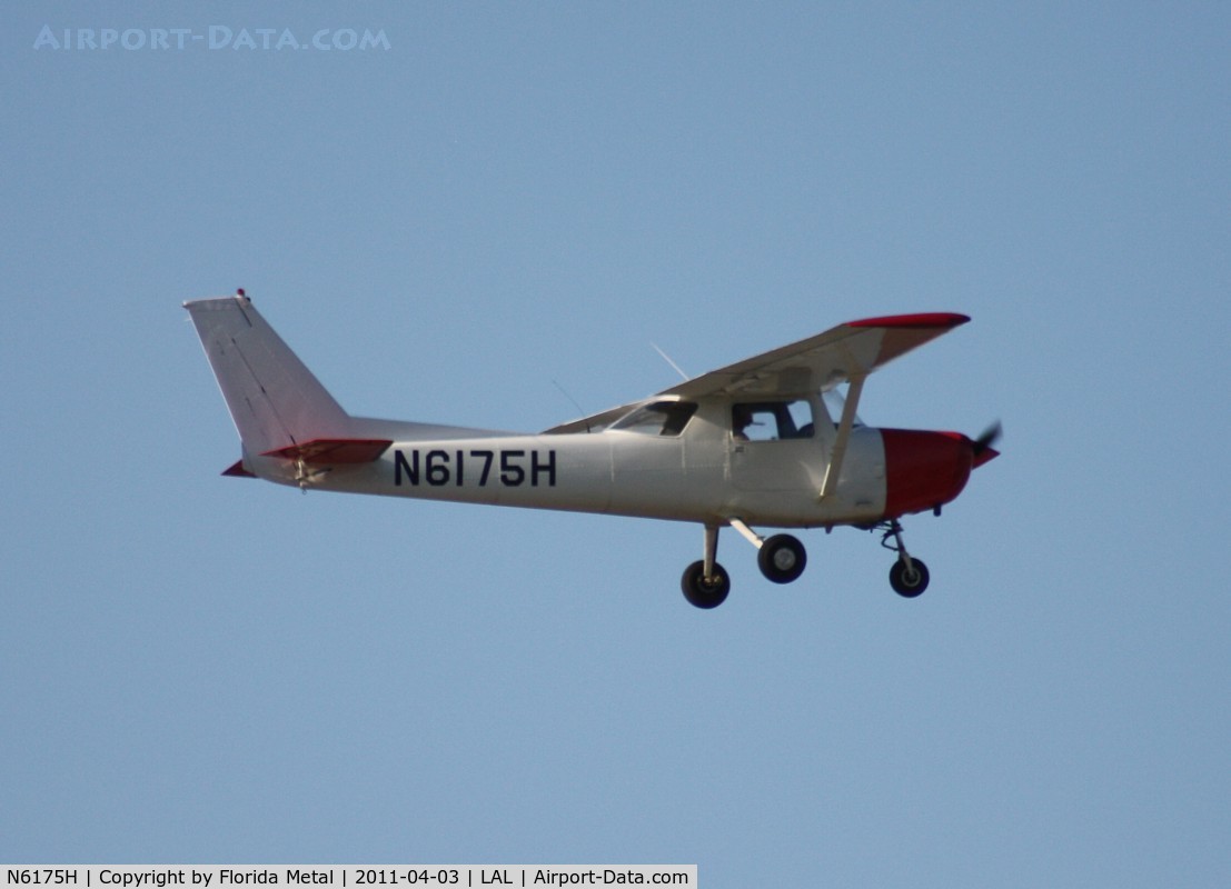 N6175H, 1979 Cessna 152 C/N 15284138, Cessna 152