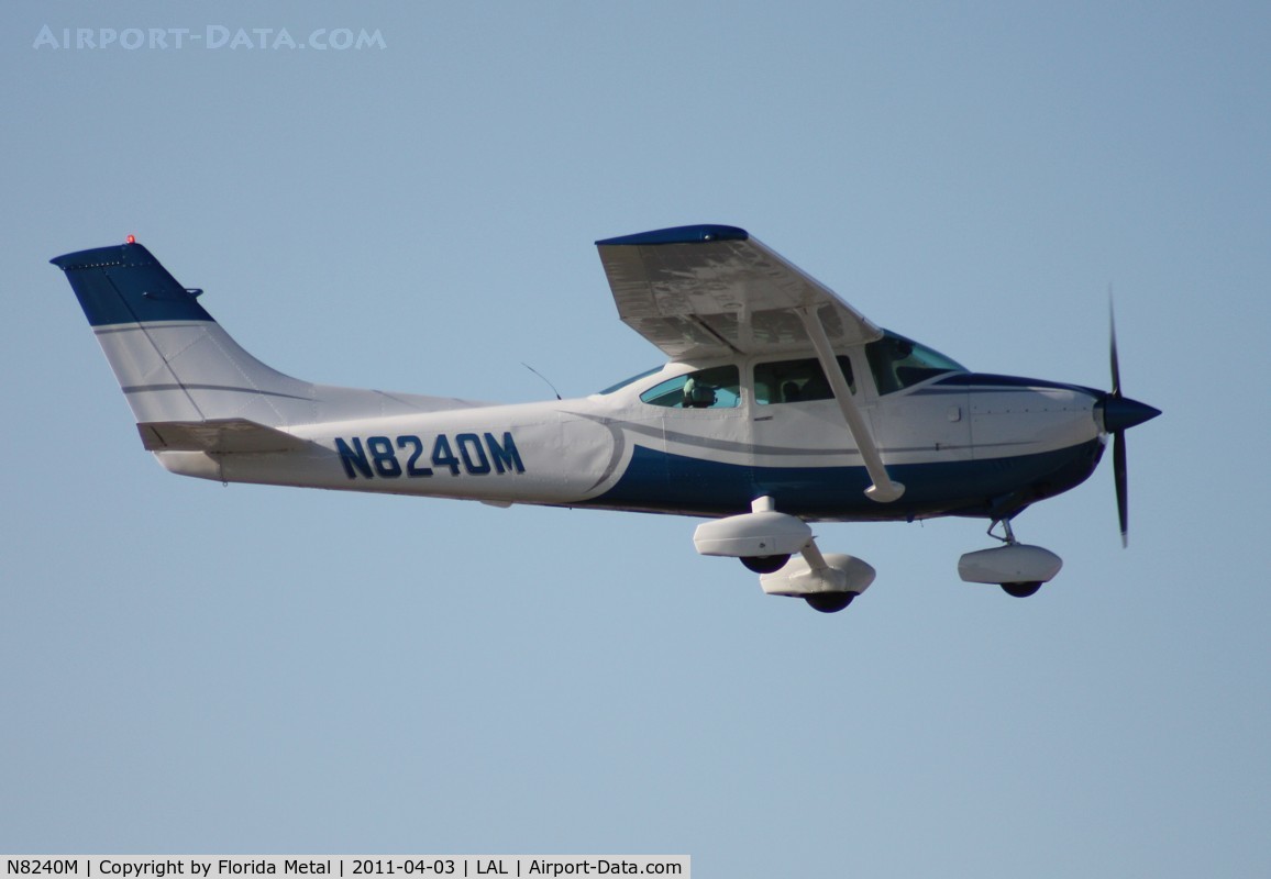 N8240M, 1976 Cessna 182P Skylane C/N 18264571, C182P
