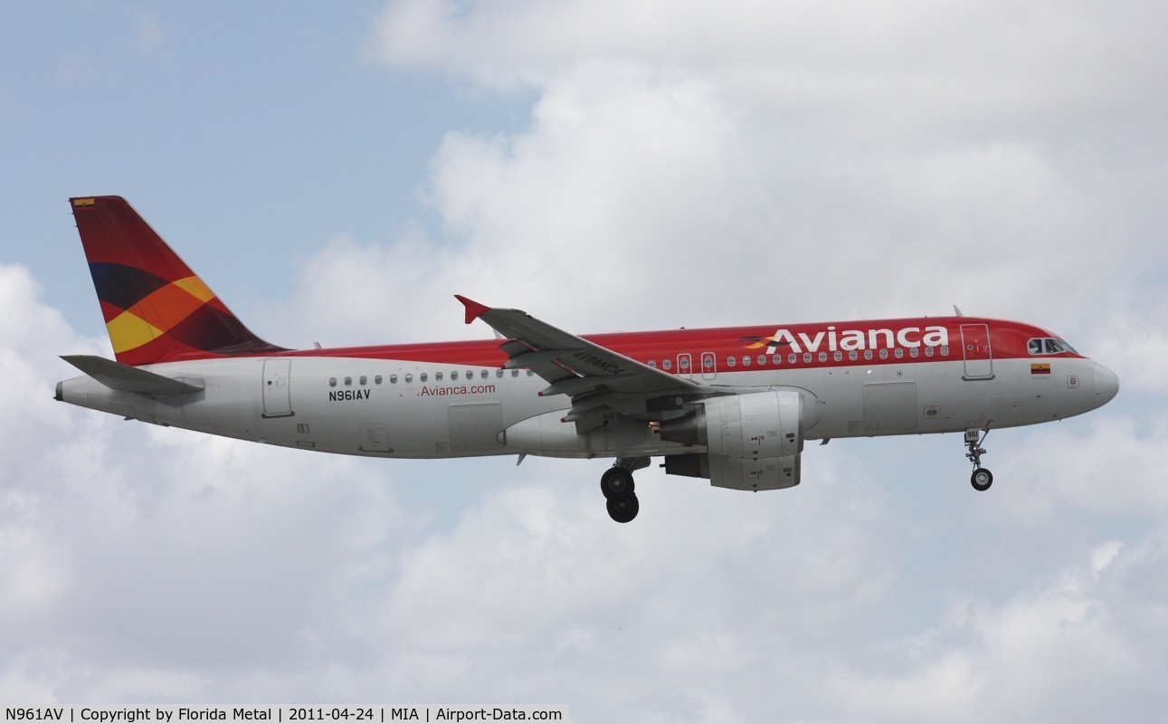 N961AV, 2009 Airbus A320-214 C/N 3961, Avianca A320