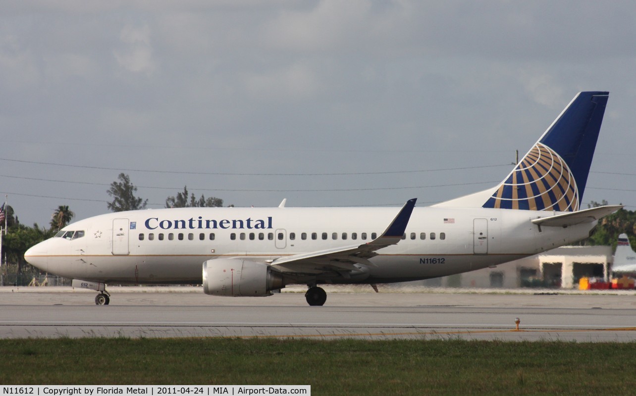 N11612, 1994 Boeing 737-524 C/N 27325, Continental 737-500