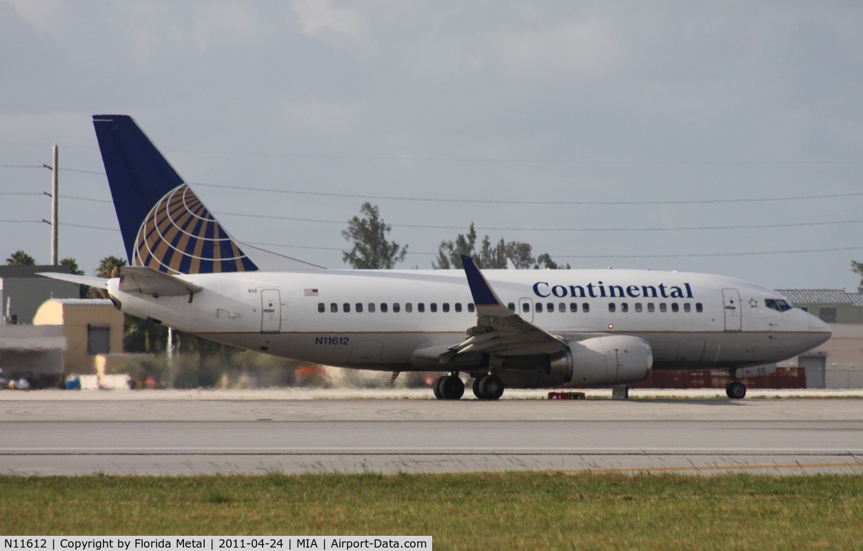 N11612, 1994 Boeing 737-524 C/N 27325, Continental 737-500