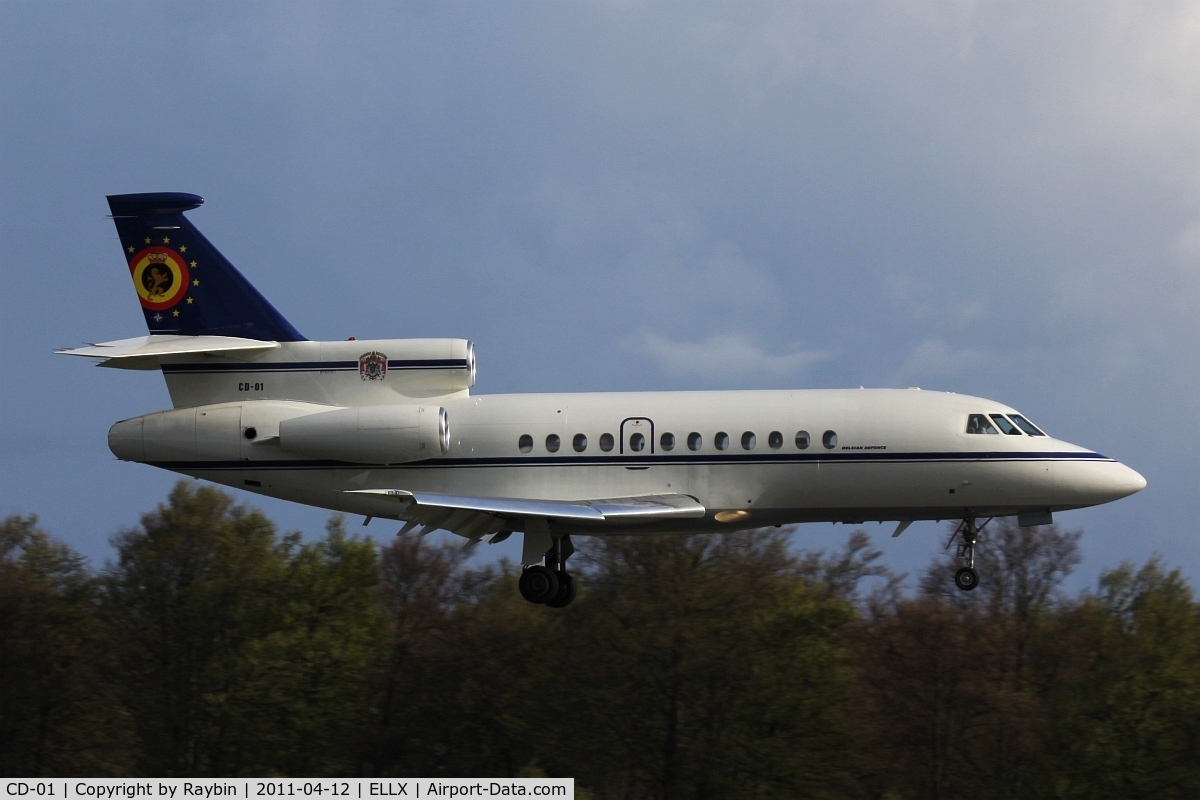 CD-01, 1991 Dassault Falcon 900B C/N 109, Nice change from the usual EMB-135/145