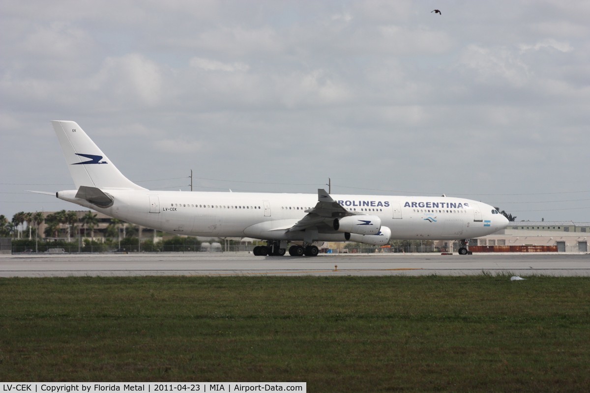 LV-CEK, 1995 Airbus A340-312 C/N 094, Aerolineas Argentinas A340-300