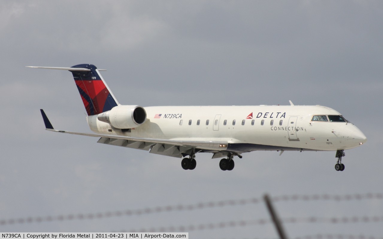 N739CA, 1998 Bombardier CRJ-100ER (CL-600-2B19) C/N 7273, Comair CRJ