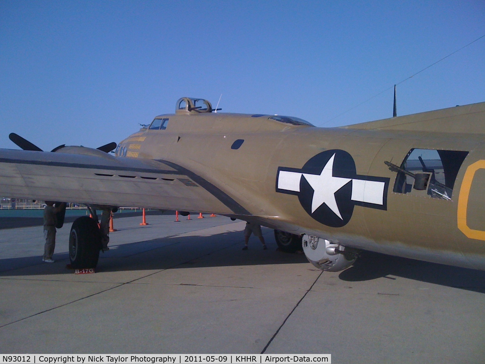 N93012, 1944 Boeing B-17G-30-BO Flying Fortress C/N 32264, Parked at Hawthorne for the collings foundation tour.