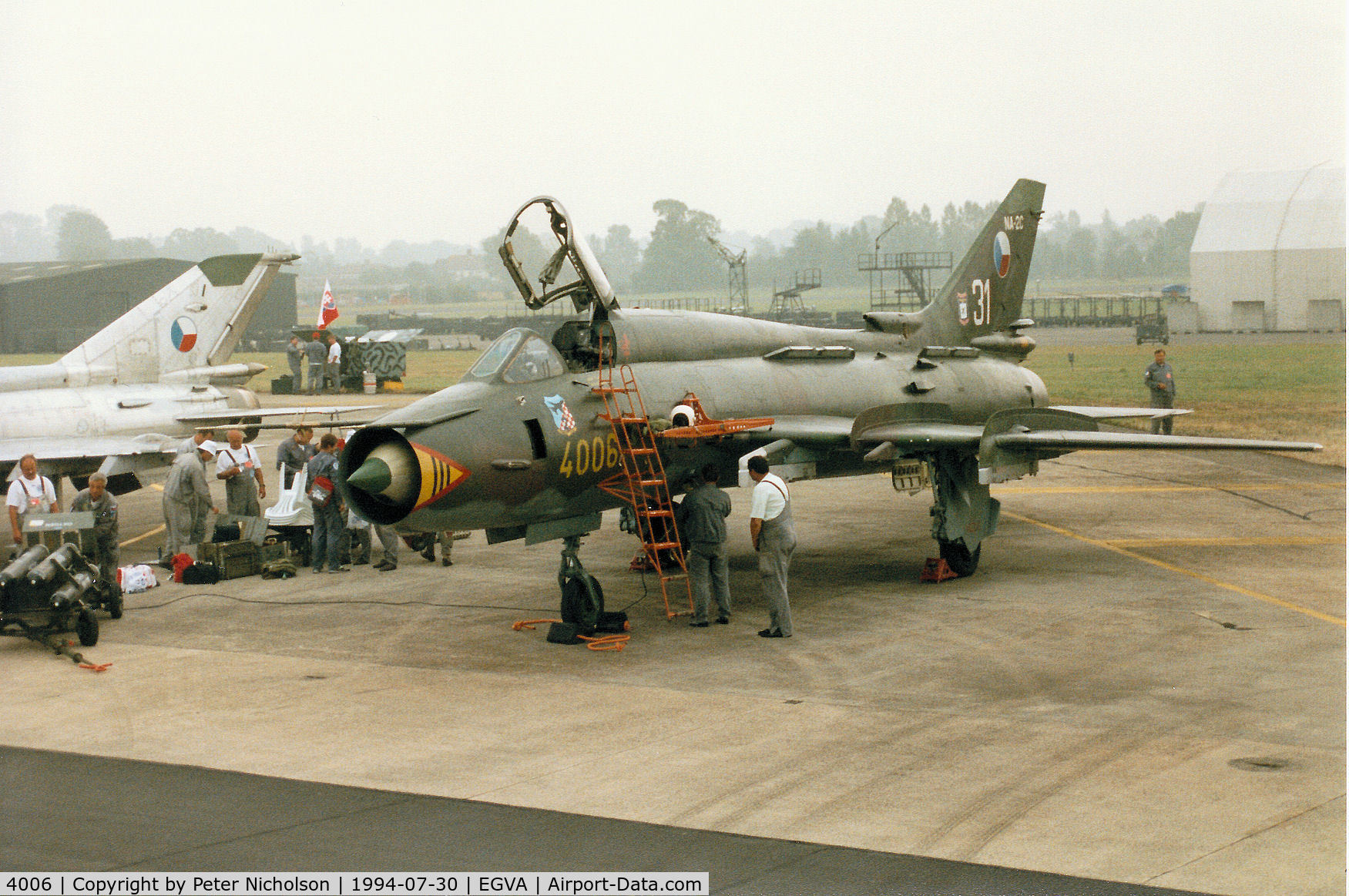 4006, 1989 Sukhoi Su-22M-4 C/N 40306, SU-22M-4 Fitter of 32 ZTL Czech Air Force on the flight-line at the 1994 Intnl Air Tattoo at RAF Fairford.