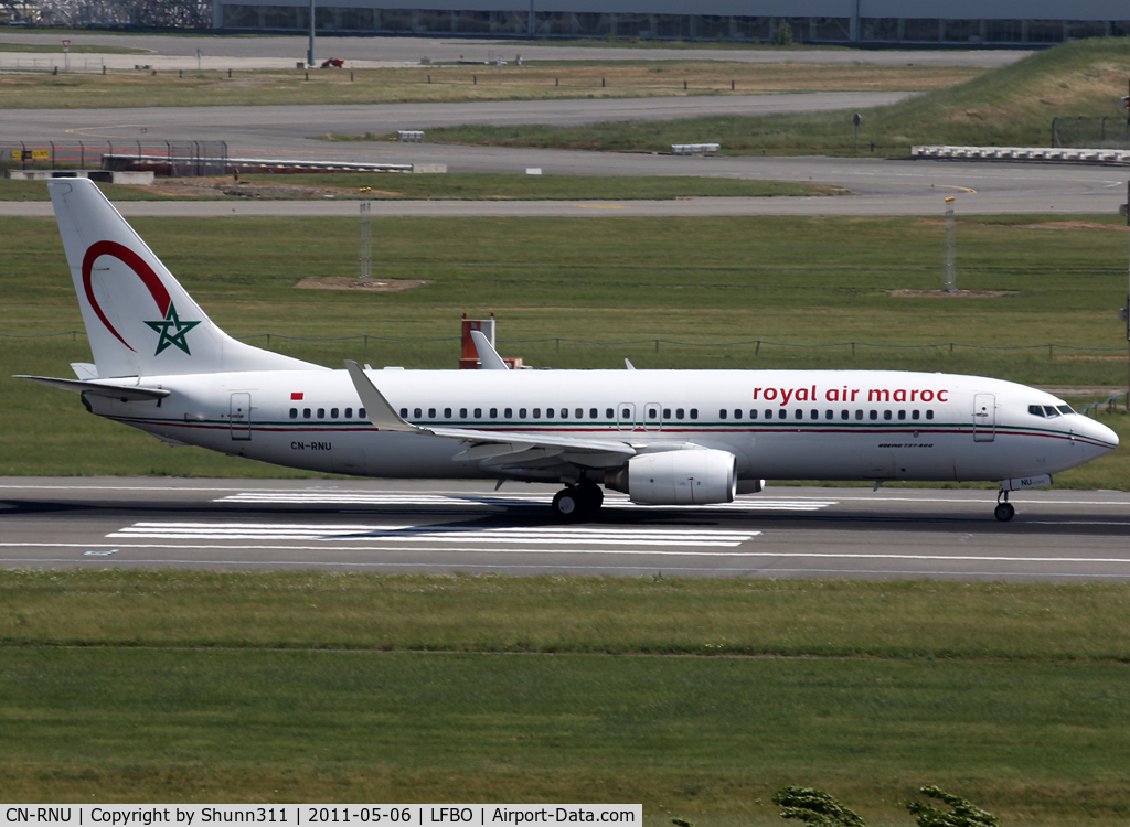 CN-RNU, 2002 Boeing 737-8B6 C/N 28987, Taking off rwy 14R