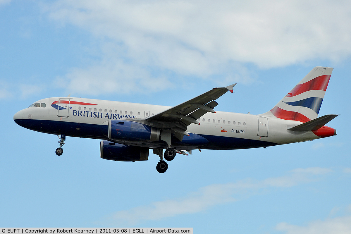 G-EUPT, 2000 Airbus A319-131 C/N 1380, On approach to r/w 27L