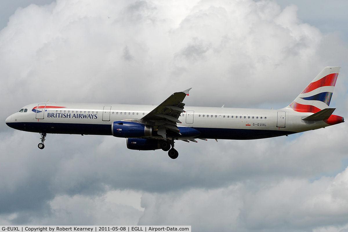 G-EUXL, 2007 Airbus A321-231 C/N 3254, On approach to r/w 27L