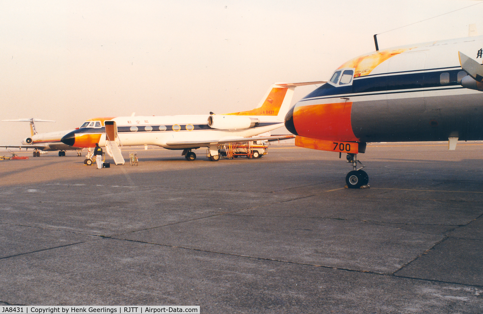 JA8431, 1974 Grumman G-1159 Gulfstream II C/N 141, JCAB ;   Nose from YS-11-110 , JA8700 , JCAB