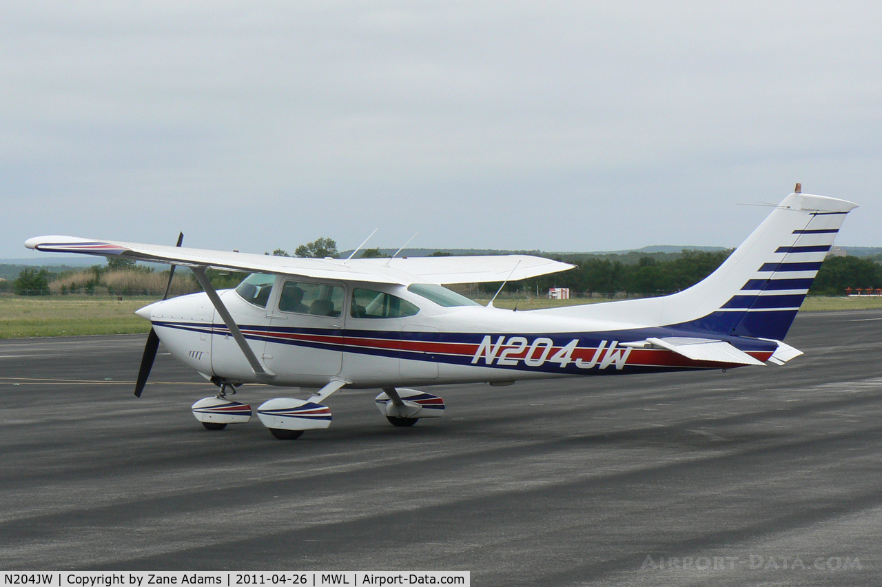 N204JW, 1976 Cessna 182P Skylane C/N 18265167, At Mineral Wells Airport