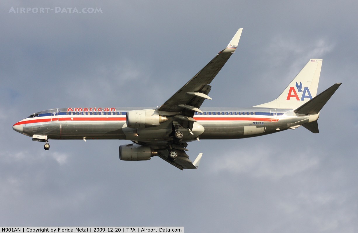 N901AN, 1999 Boeing 737-823 C/N 29503, American 737