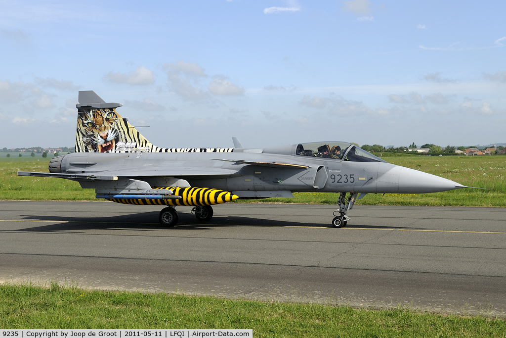 9235, Saab JAS-39C Gripen C/N 39235, 211 Sqn colours for the 2011 Tiger Meet