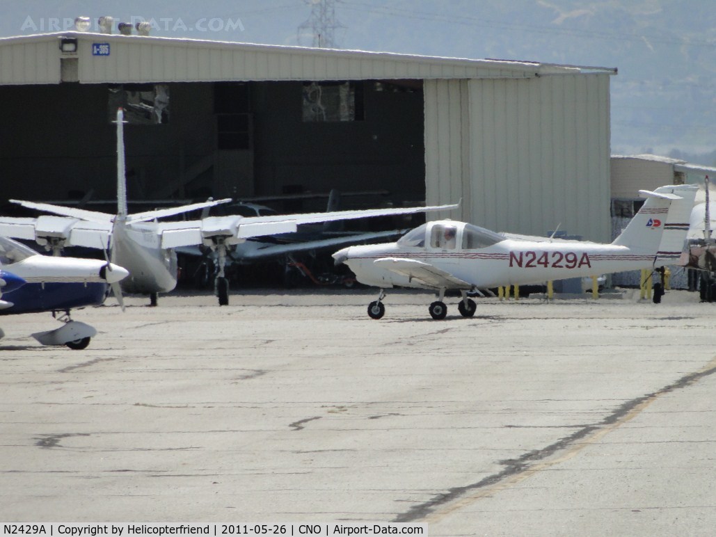 N2429A, 1978 Piper PA-38-112 Tomahawk Tomahawk C/N 38-78A0685, Taxiing eastbound towards the runways