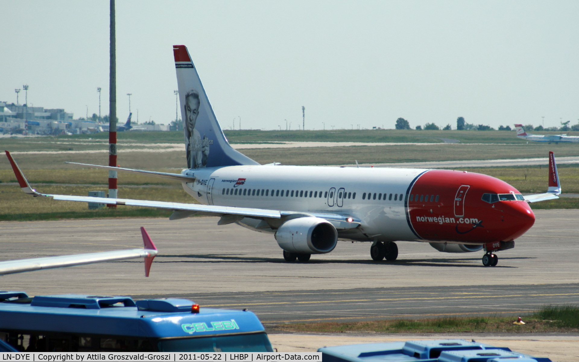 LN-DYE, 2010 Boeing 737-8JP C/N 39003, Boeing 737 Norvegian Air named, Arne Jacobsen