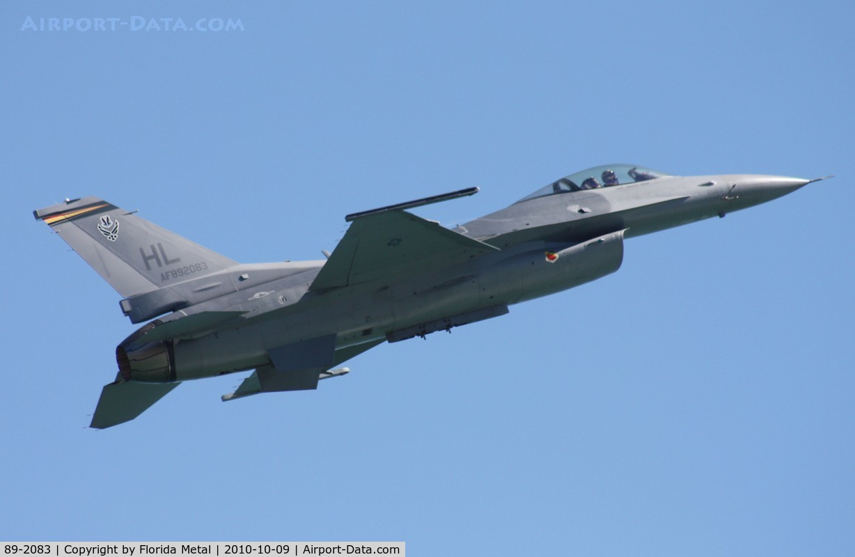 89-2083, General Dynamics F-16C Fighting Falcon C/N 1C-236, F-16 over Daytona