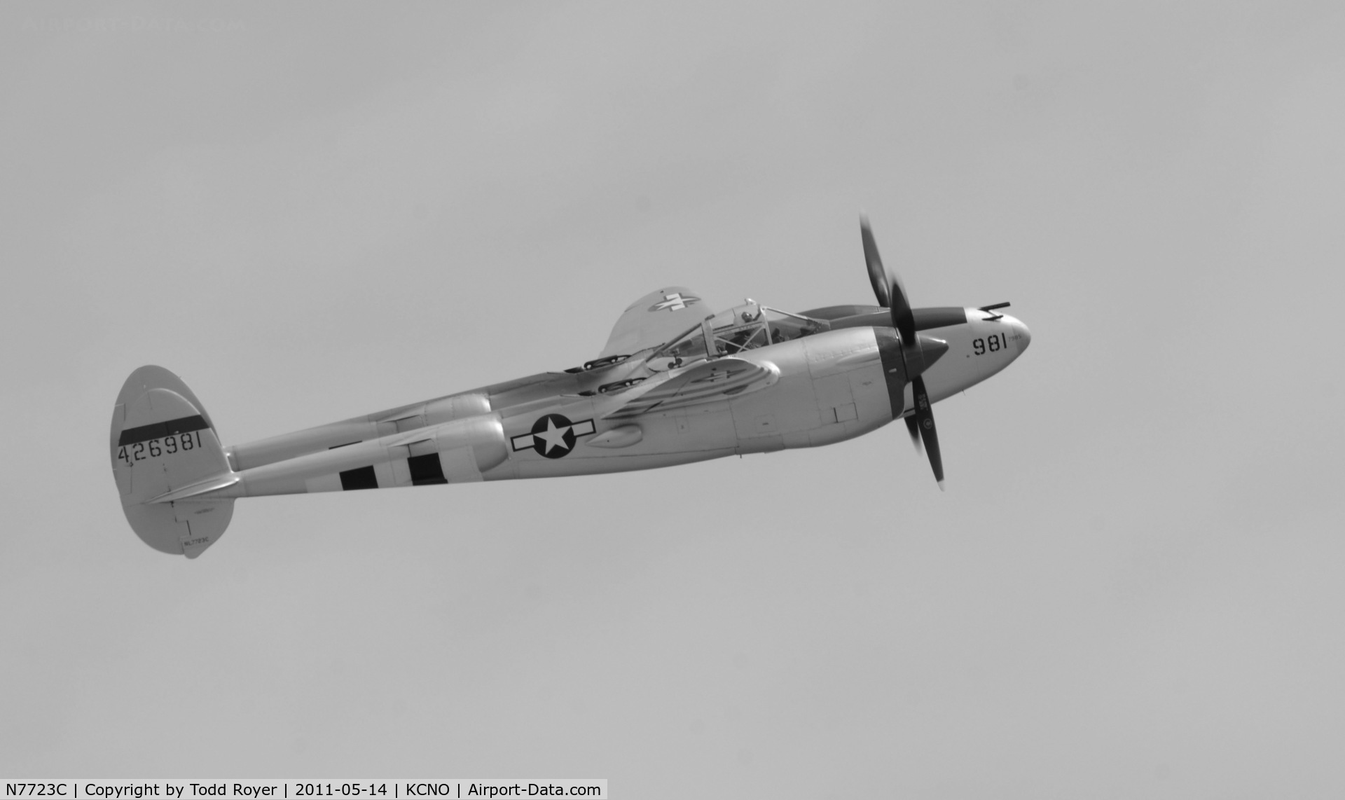 N7723C, 1944 Lockheed P-38L-5 Lightning C/N 7985, Chino Airshow 2011