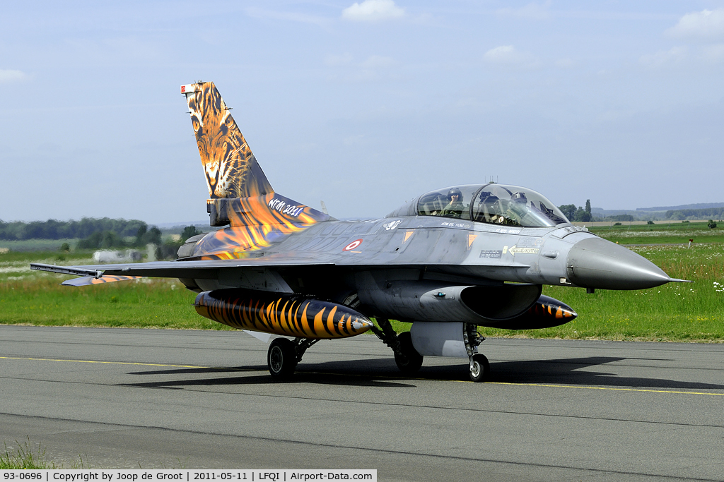 93-0696, TAI (Turkish Aerospace Industries) F-16D C/N HD-6, 2011 tiger meet colours