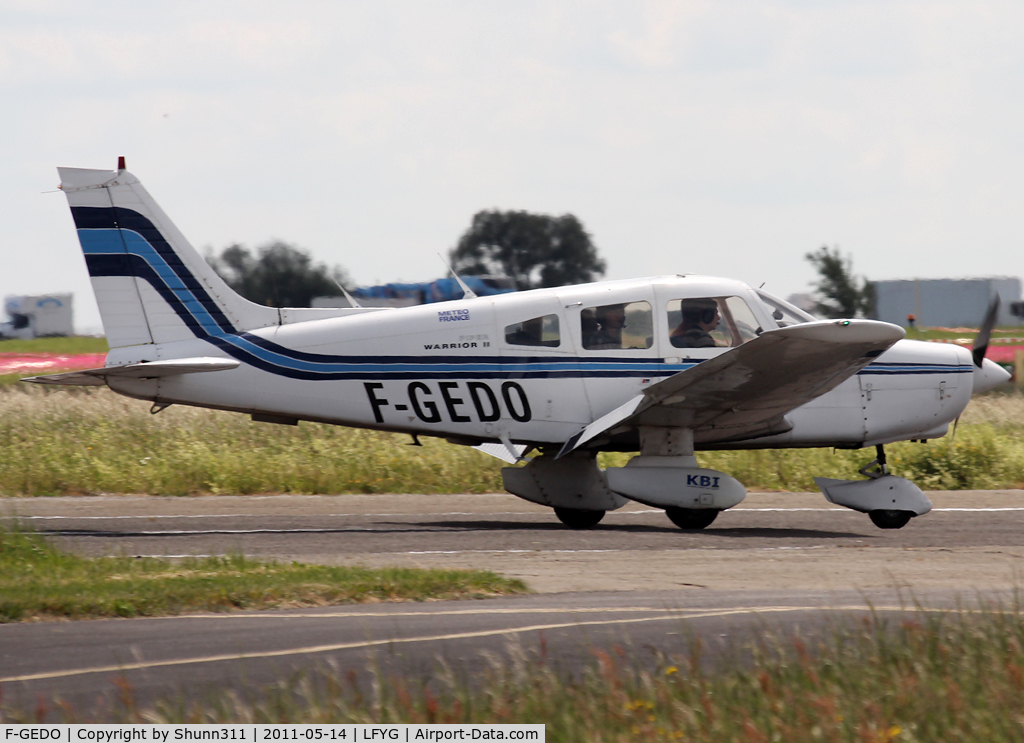 F-GEDO, Piper PA-28-161 Warrior II C/N 28-7916004, Landing rwy 26