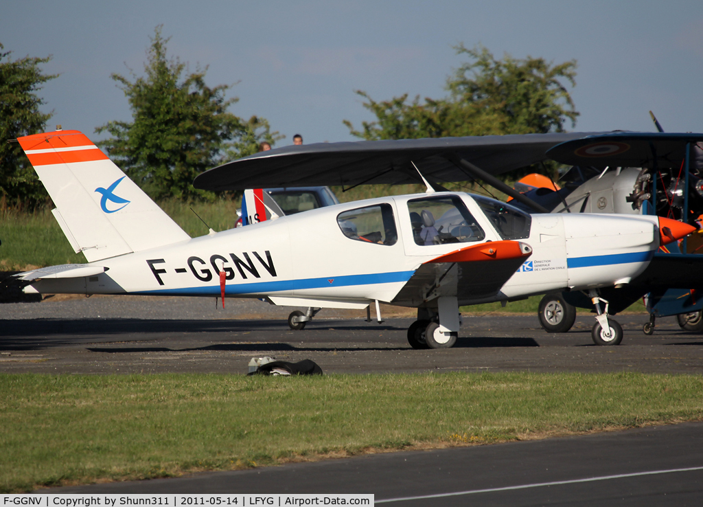 F-GGNV, Socata TB-20 C/N 1286, Parked near the Airclub...
