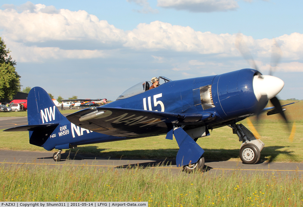 F-AZXJ, 1949 Hawker Sea Fury FB.11 C/N 37733, Taxiing to his parking after refuelling...