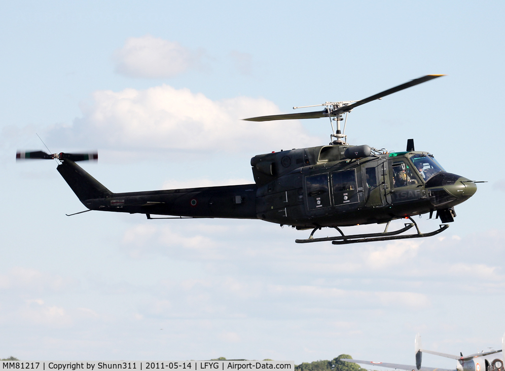 MM81217, Agusta AB-212AM C/N 5832, Arriving for LFYG Airshow 2011...