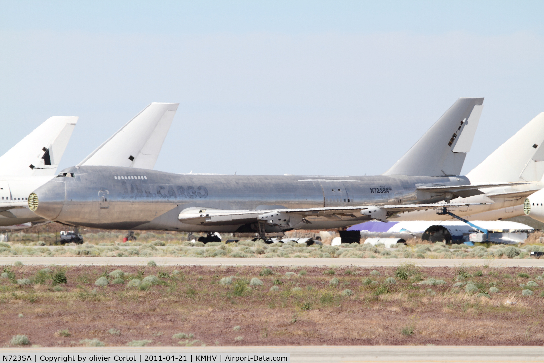 N723SA, 1987 Boeing 747-246F C/N 23641, In the heat of Mojave...
