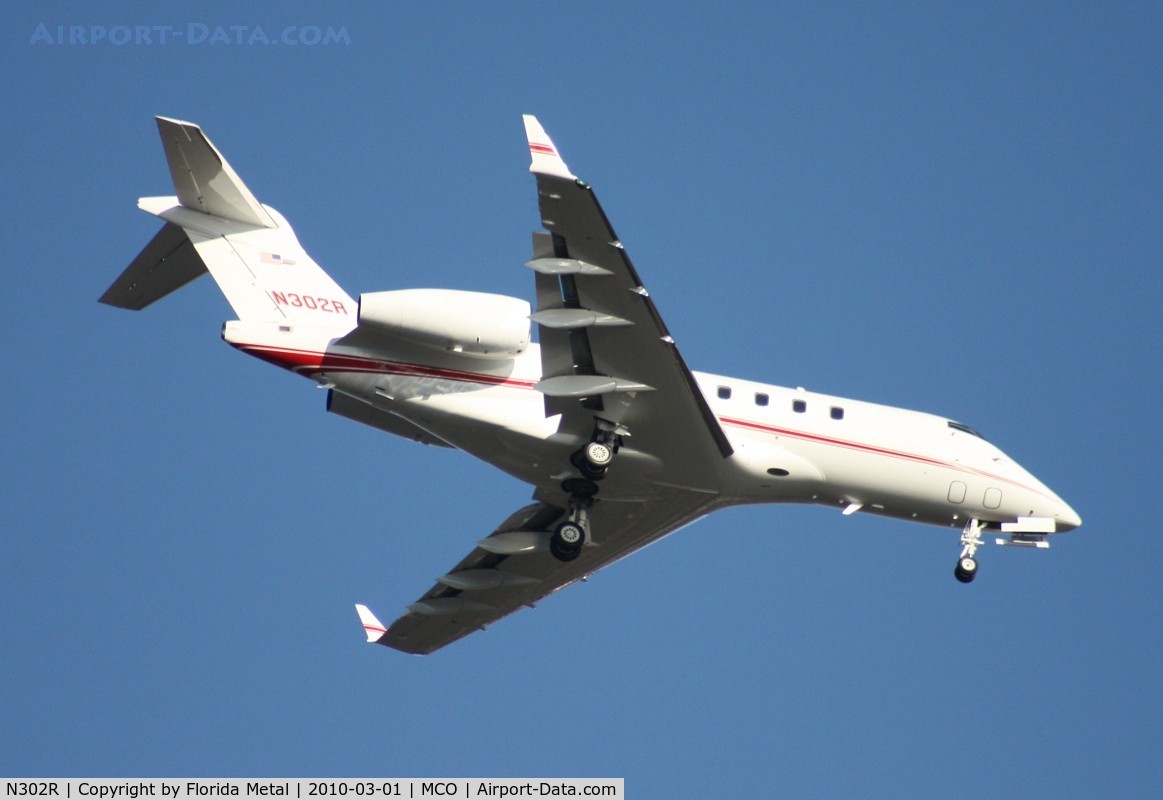N302R, 2008 Bombardier Challenger 300 (BD-100-1A10) C/N 20204, Challenger 300