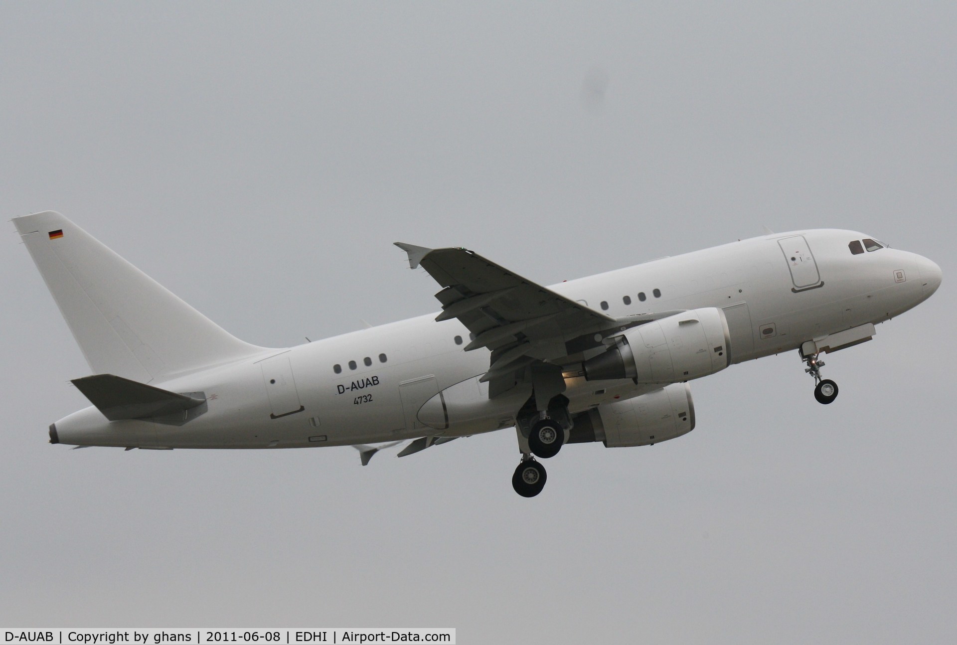 D-AUAB, 2011 Airbus ACJ318 (A318-112/CJ) C/N 4732, for China Sonangol