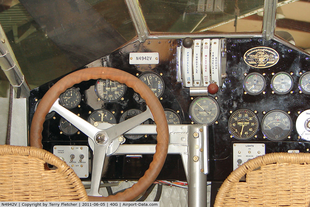 N4942V, 1929 Curtiss-Wright Travel Air A-6000-A C/N 1040, Flight instrument panel of 1954 Curtiss Wright TRAVEL AIR A-6000-A, c/n: 1040