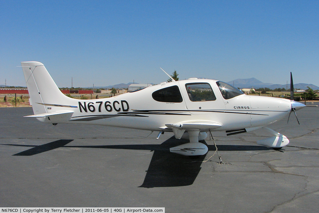 N676CD, 2005 Cirrus SR20 C/N 1563, 2005 Cirrus Design Corp SR20, c/n: 1563 at Valle AZ