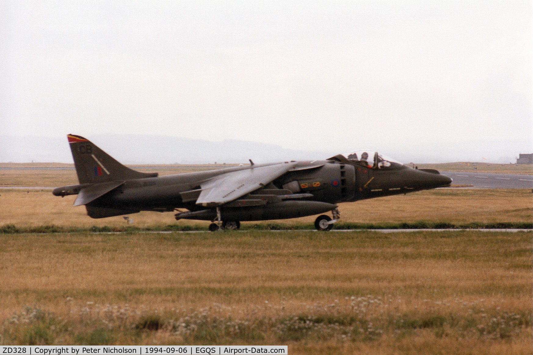 ZD328, 1988 British Aerospace Harrier GR.7 C/N 512116/P9, Harrier GR.7, callsign Rafair 620 Bravo, of 4 Squadron taxying to Runway 23 at RAF Lossiemouth in September 1994.