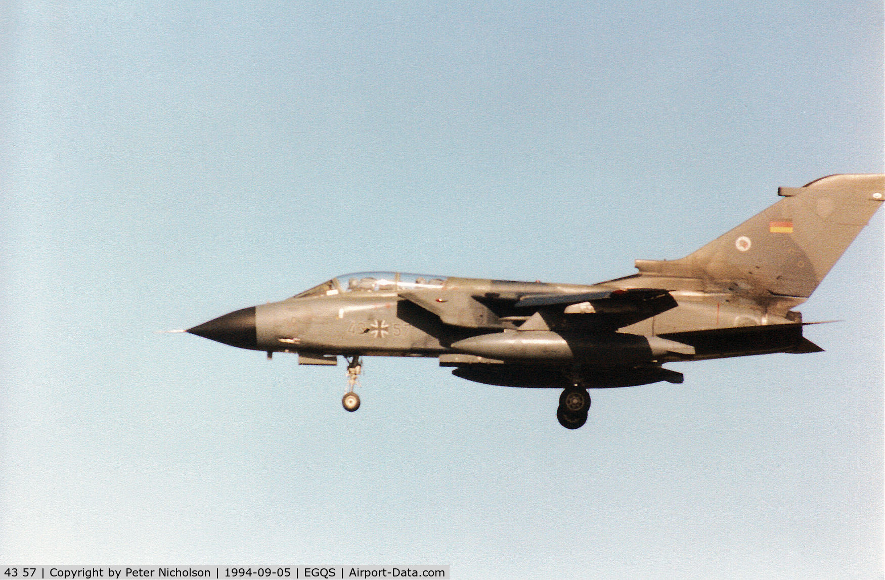 43 57, Panavia Tornado IDS C/N 151/GS030/4057, Tornado IDS, callsign German Air Force 5189, of AKG-51 on final approach to Runway 23 at RAF Lossiemouth in September 1994.