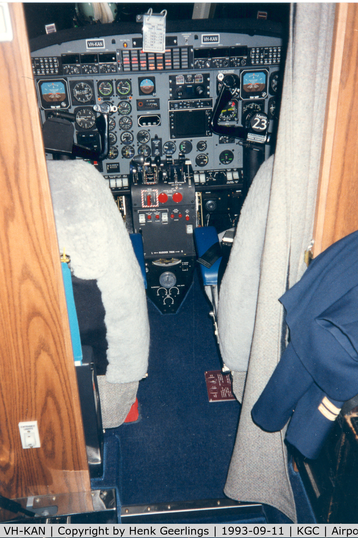 VH-KAN, 1993 Fairchild SA-227DC Metro 23 C/N DC-838B, Cockpit , Metro 23 , Kendell