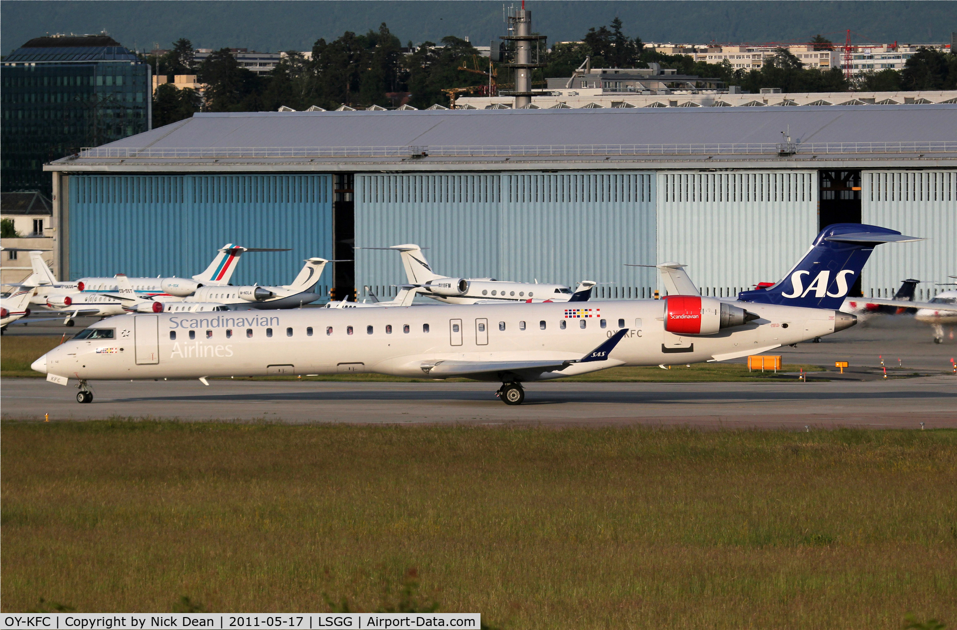 OY-KFC, 2009 Bombardier CRJ-900 (CL-600-2D24) C/N 15218, LSGG/GVA