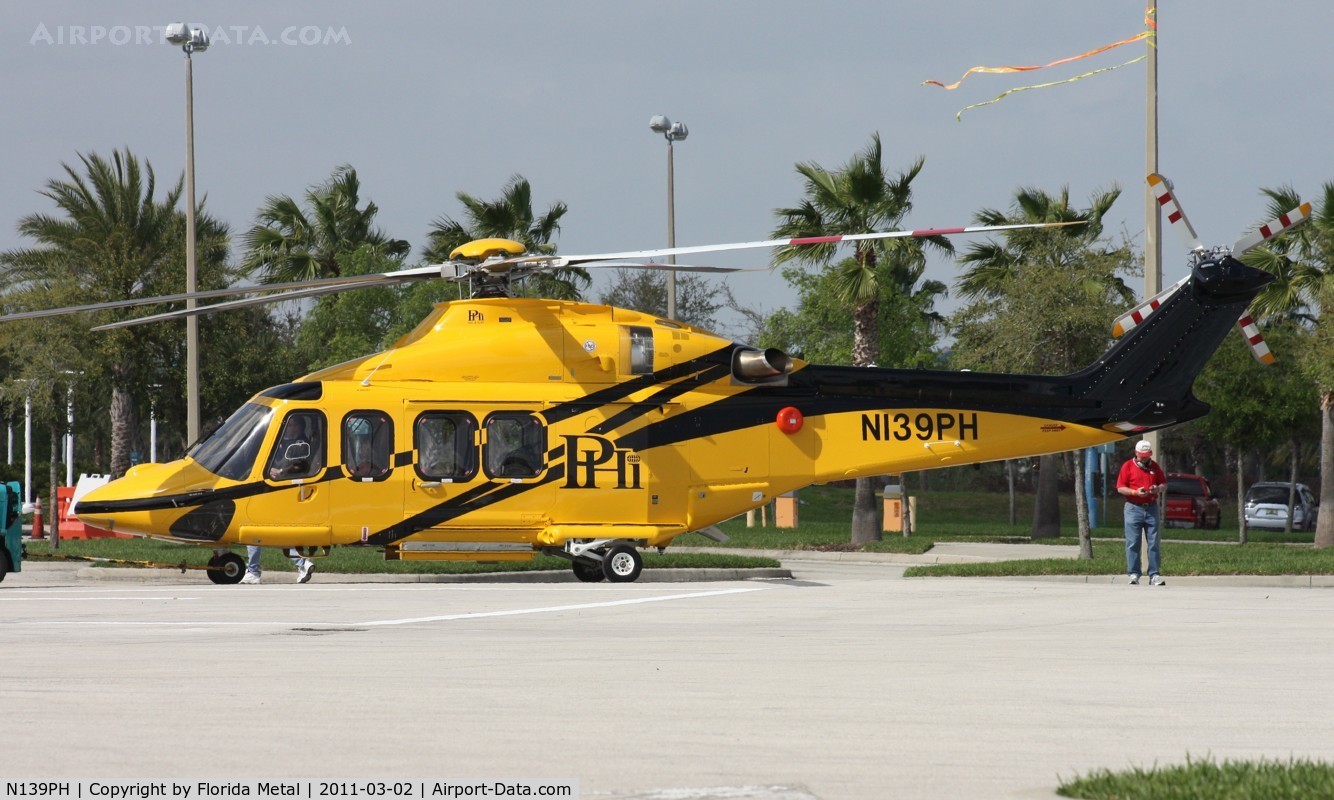 N139PH, AgustaWestland AW-139 C/N 41253, PHI AW139 at Heliexpo Orlando
