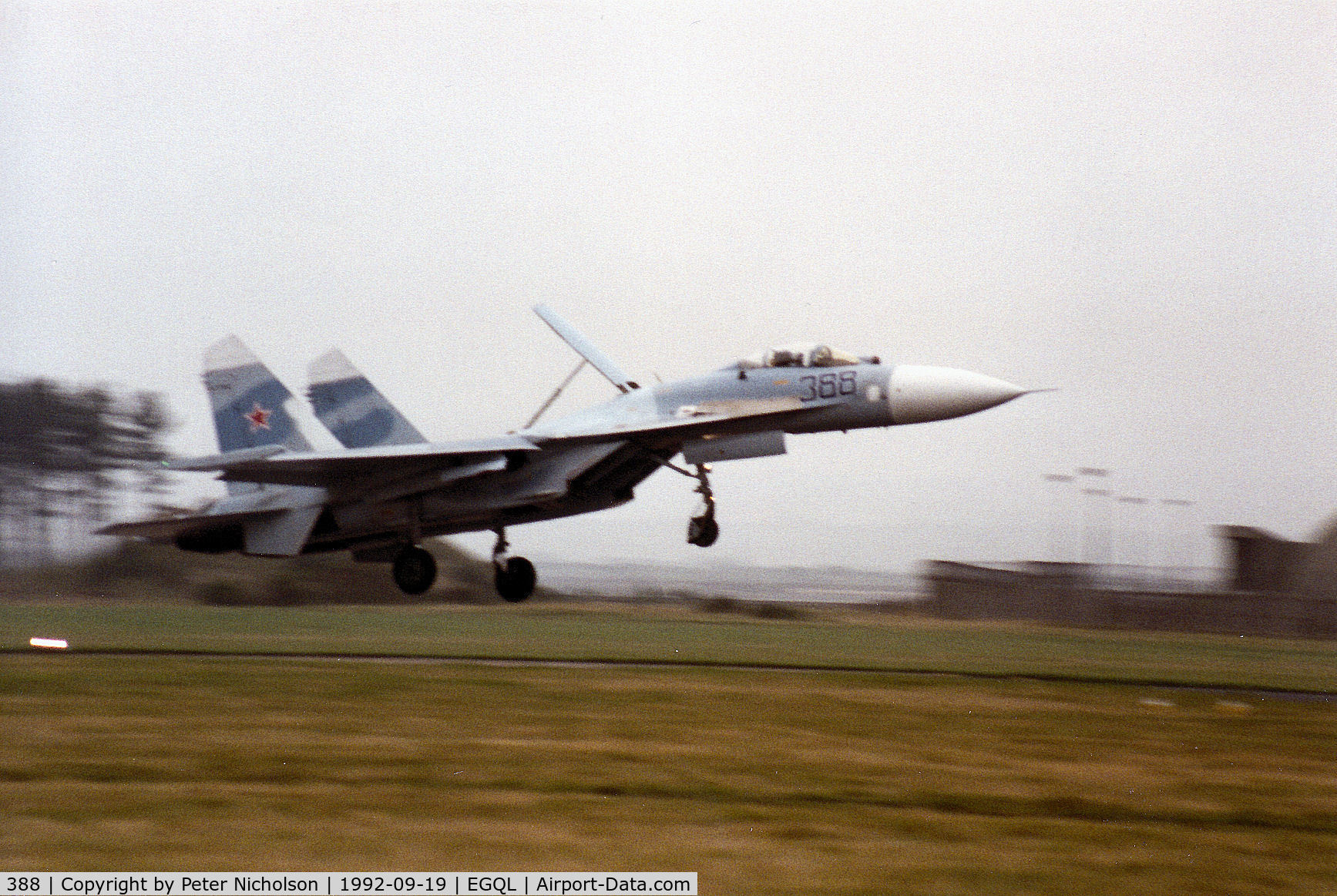 388, Sukhoi Su-27A C/N 36911024104, Su-27A Flanker from Kubinka Air Base landing at the 1992 RAF Leuchars Airshow.